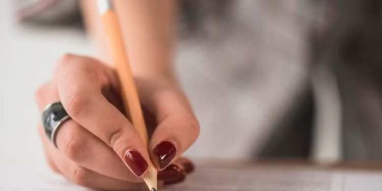 Prefeituras e universidade divulgam vagas com salários de até R$ 16 mil no Oeste Paulista; confira oportunidades